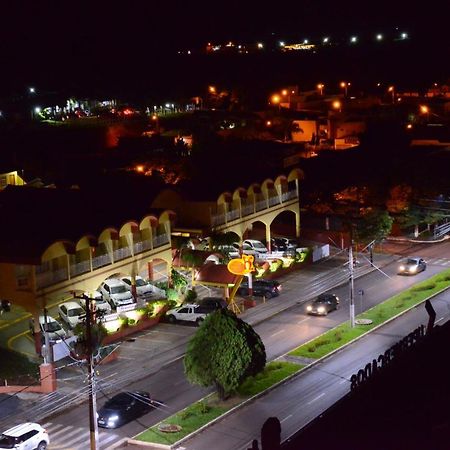 Kanoa Hotel Santo Antônio da Platina المظهر الخارجي الصورة