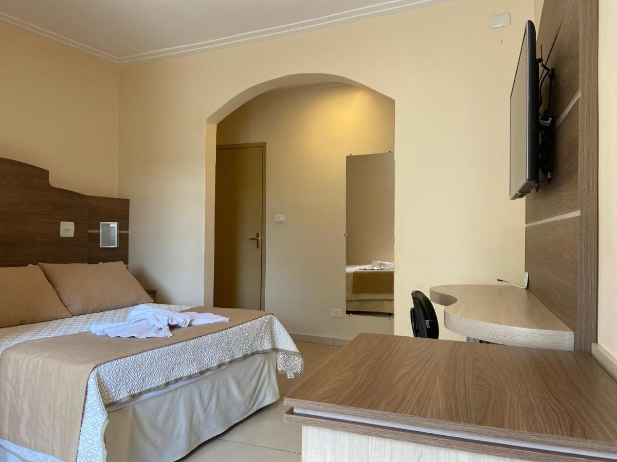 Kanoa Hotel Santo Antônio da Platina المظهر الخارجي الصورة